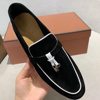 Нова Дизайнерска черни обувки за мъже, висококачествени брандираната реплика с ключалка и пискюли, Модерна Луксозна Ежедневни офис дамски обувки, без съединителни върху плоска подметка